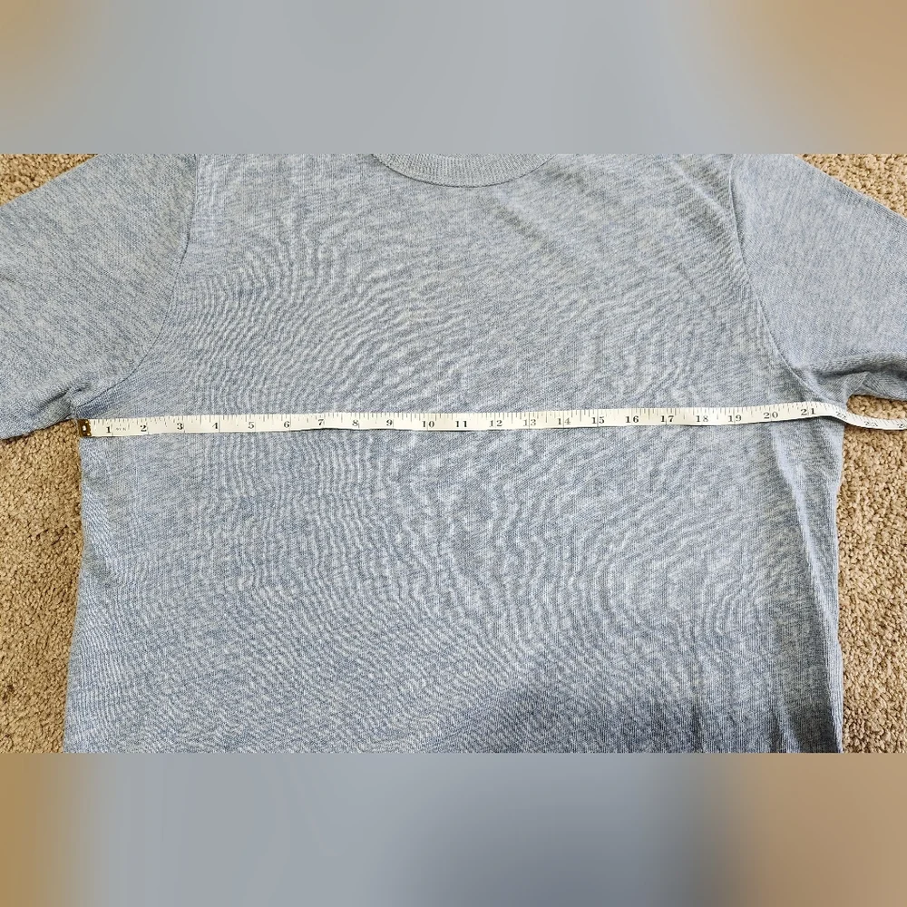 NWOT Old Navy Short Sleeve Shirt Blue Large - Picture 4 of 5